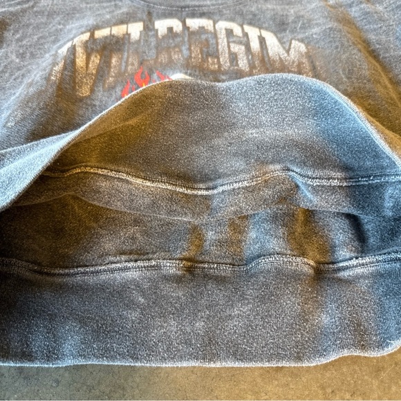 Civil Regime Sofie Crewneck Vintage Ashes Gray Heavyweight Acid Wash Sweatshirt - Picture 8 of 10